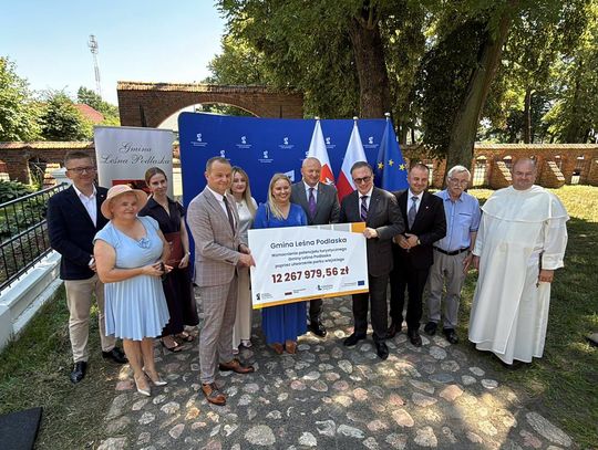 12 milionów złotych dla Leśnej Podlaskiej. Bazylikę otoczy nowa przestrzeń, park odzyska dawny blask