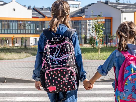 300 zł od państwa nie wystarczy na szkolne zakupy