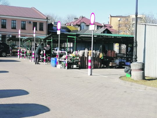 Babski rynek przeniesiony tymczasowo na Bieńkowskiego