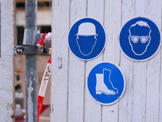 BHP i ochrona przeciwpożarowa w firmach