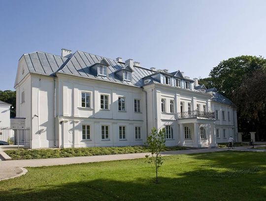 Biała Podlaska: Książkowa akcja w bibliotece