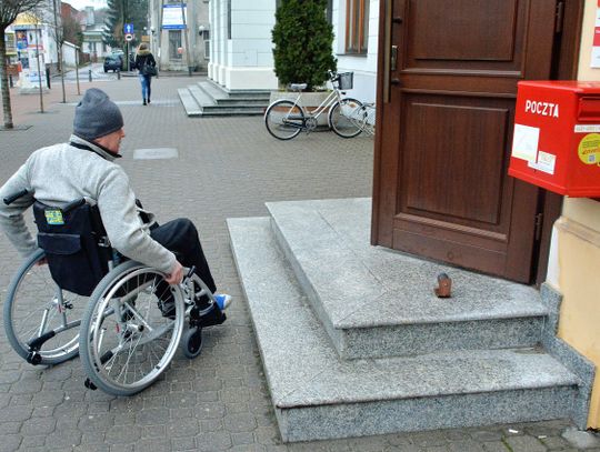 Biała Podlaska: Niepełnosprawni z utrudnionym dostępem do poczty?