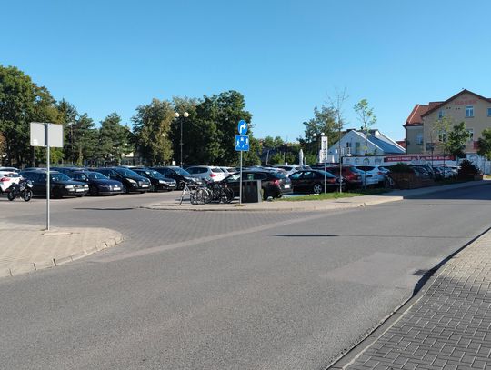 BIAŁA PODLASKA: Pierwszy września minął, a stref płatnego parkowania nie widać