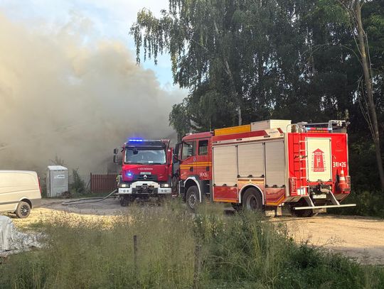 Biała Podlaska. Pożar nowo wybudowanego domu [ZDJĘCIA]