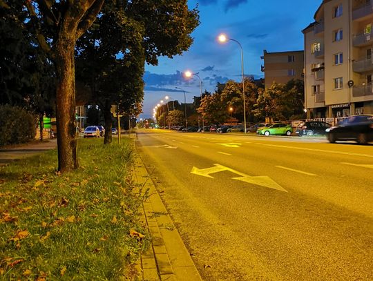 Biała Podlaska: Wieczorami ul. Zamkowa zmienia się w tor wyścigowy