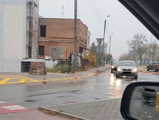 Biała Podlaska. Wjazd na rondo - bezpieczeństwo czy zagrożenie?
