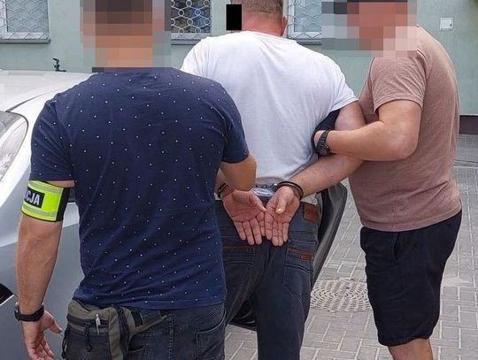 Biała Podlaska. Zaatakował nożem byłą żonę. Wcześniej znęcał się nad dziećmi