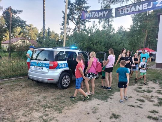 Bialscy policjanci na lokalnych piknikach