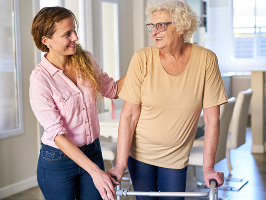 Bon senioralny 2026. Kto weźmie 2150 zł?