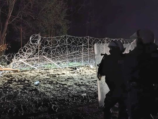 Cały czas niespokojnie na granicy. Jeden żołnierz ranny