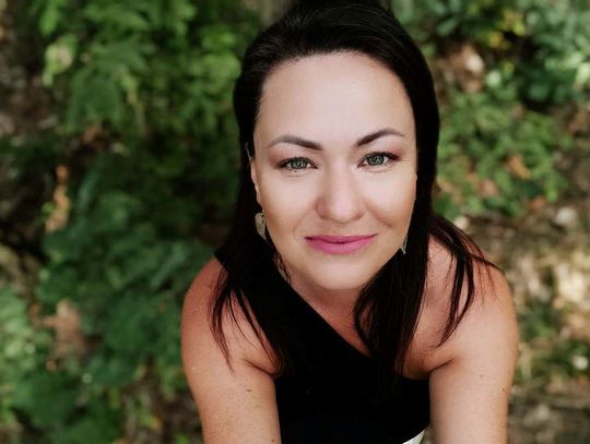 "Cały czas piszę, ale w swoim tempie" - mówi Anna Siedlecka