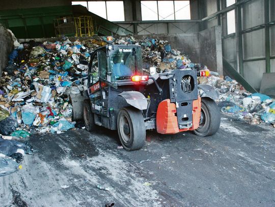 Ceny za śmieci w górę. Gmina chce ograniczyć ilość bioodpadów