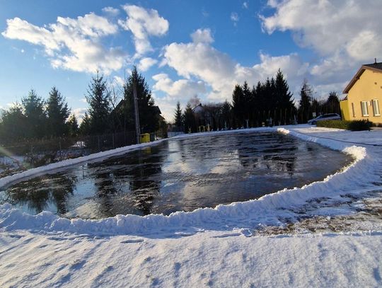 Cicibór Duży. Wystartowało bezpłatne lodowisko