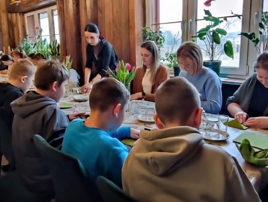 Cukier jodłowy, konfitura z derenia i ciasto z pokrzywką. Odwiedzili Pannę Apteczkową Cukier jodłowy, konfitura z derenia i ciasto z pokrzywką. Odwiedzili Pannę Apteczkową