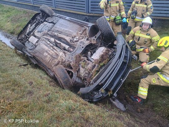 Wesołówka wypadek dachowanie gmina stanin łuków