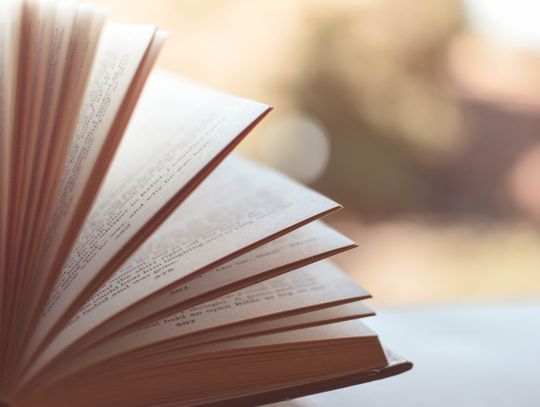 Dlaczego warto czytać książki?