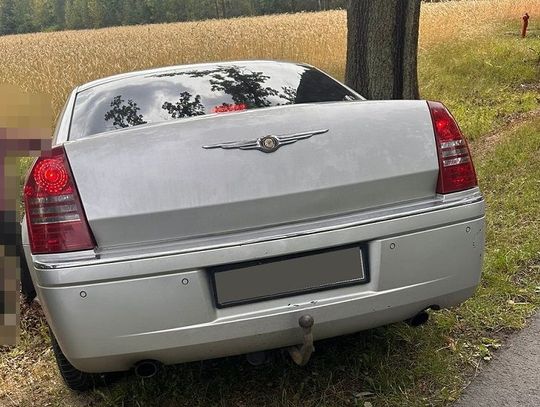 Drelów. Trzy promile i ucieczka zakończona w rowie