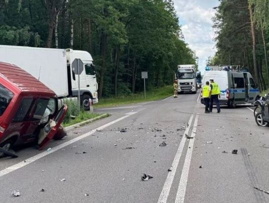 Dwie osoby w szpitalu. Wypadek na DK-19