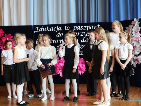 Dzień Edukacji Narodowej. Tak świętowali w Łomazach