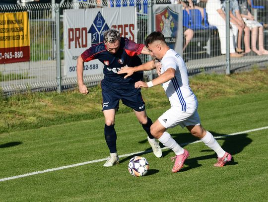 Ekstra emocje w Szachach, Jakub Dołega piłkarzem sierpnia, rezerwy Podlasia nadal liderem [GALERIA ZDJĘĆ]