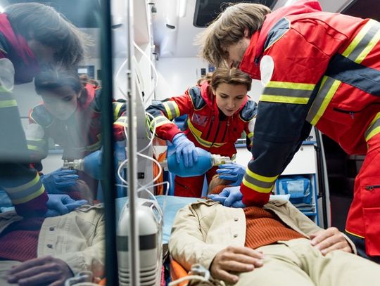 Fala agresji uderza już nie tylko w ratowników medycznych