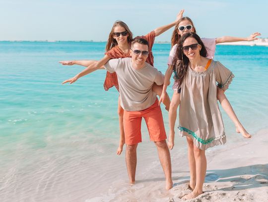 Firmy dopłacają do wypoczynku. Jak się załapać na dodatkową kasę?