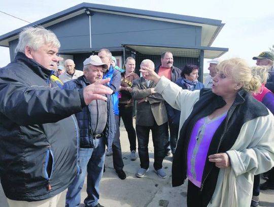 GMINA BIAŁA PODLASKA: Awantura o fundusz i drogę