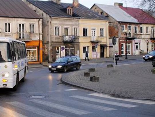 Gmina Huszlew: Są przystanek i pasażerowie, a autobus jedzie gdzie chce