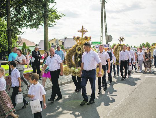 Gmina Leśna Podlaska: Barwny korowód z wieńcami 