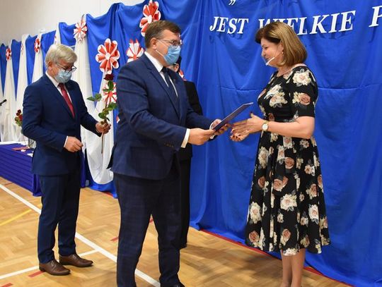 Gmina Międzyrzec Podlaski: Nagrodzono najlepszych pedagogów