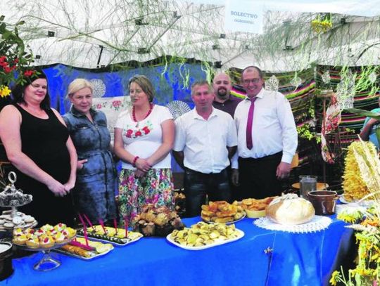 GMINA TUCZNA: Wieńce, muzyka i dobra zabawa