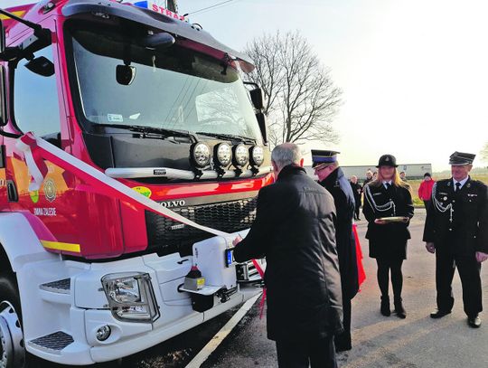 Gmina Zalesie: Nowy wóz strażacki