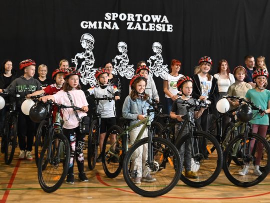 Gmina Zalesie. Przekazali uczniom rowery [GALERIA ZDJĘĆ]