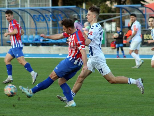 Huragan bogatszy o trzy punkty