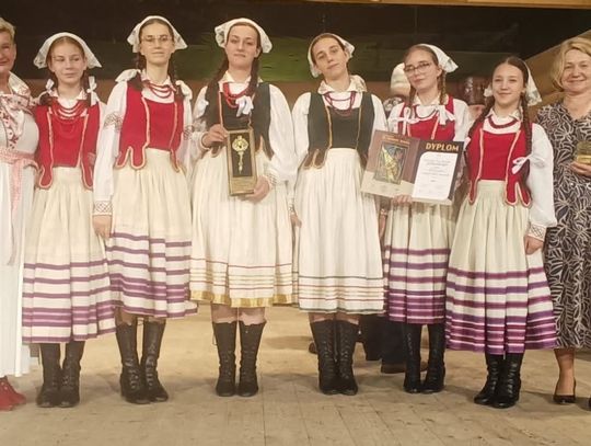 Jabłoń. „Jabłoneczka” wraca z Bukowiny Tatrzańskiej z pierwszym miejscem