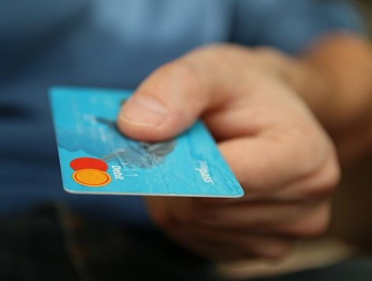 Jak bezpiecznie używać karty kredytowej? To proste