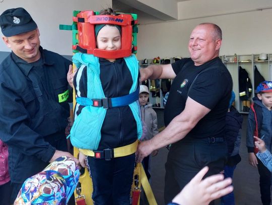 Jak to jest być strażakiem? Ci uczniowie już wiedzą [ZDJĘCIA]