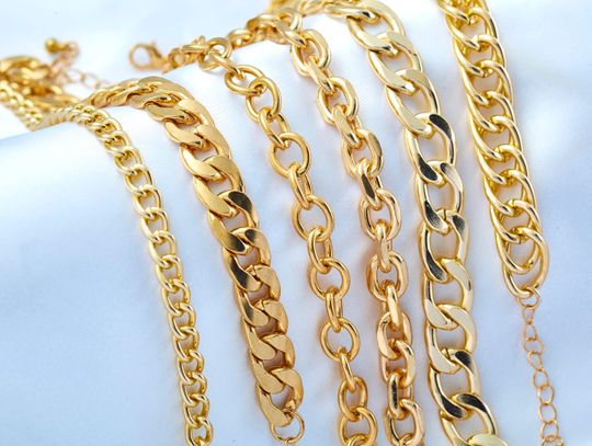 Jaka biżuteria dla 40-latki?