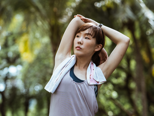 Jakie składniki powinien zawierać skuteczny antyperspirant?