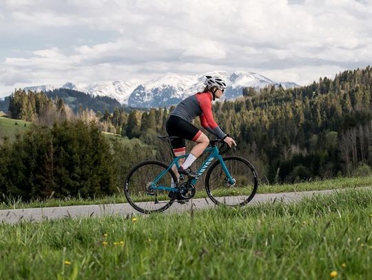 Jazda na rowerze latem – jak się do niej przygotować?