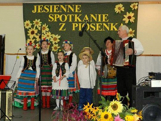 Jesienne spotkanie z piosenką