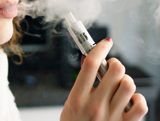 Jest zakaz sprzedaży e-papierosów. W sklepach i przez internet