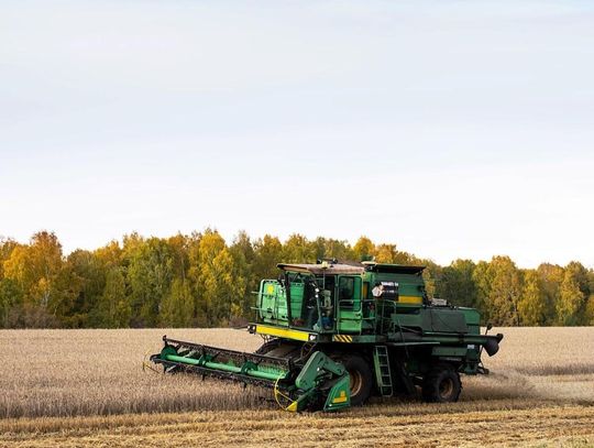 John Deere – niezawodne kombajny i ciągniki