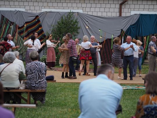 Kolejna potańcówka i zbiórka pieniędzy na prawdziwe dechy