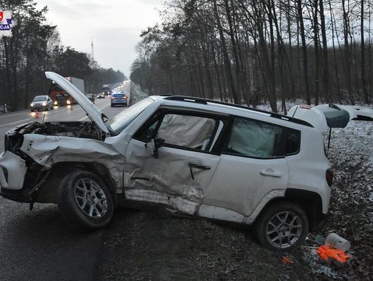 Kolizja w Worońcu. Ona nie ustąpiła pierwszeństwa, a on jechał bez uprawnień