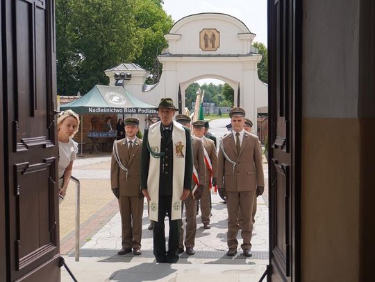 Leśnicy z całej dyrekcji pielgrzymowali do Leśnej Podlaskiej [GALERIA ZDJĘĆ]