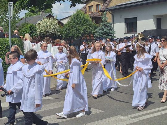 Łomazy: procesja Bożego Ciała [ZDJĘCIA]