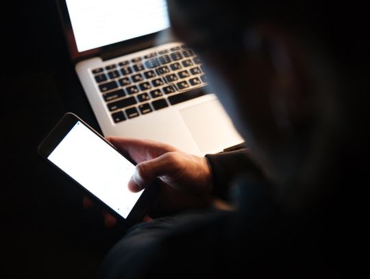 Łuków. Chciał sprzedać auto, wysłał oszustom trzy Bliki