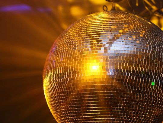 Magiczny wieczór pełen muzyki i tańca