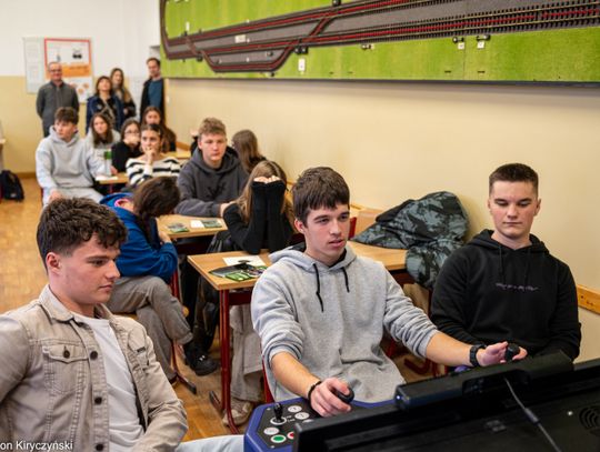 Małszewicze. Uczniowie technikum szkolili ósmoklasistów [ZDJĘCIA]